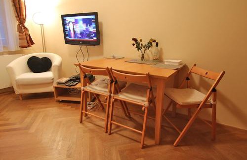 Pec pod Snezkou Apartamento | Apartmán u Ski Javor - 1x soukromé parkování