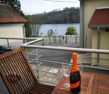 Zupanovice Apartamento | Apartmán U vody