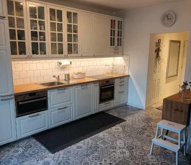 Ruzinov Apartamento | Apartmán v záhrade