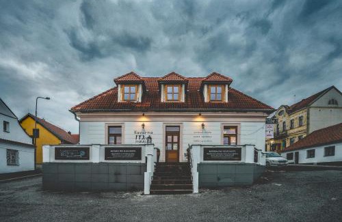 Mnisek pod Brdy Cama Y Desayuno | Apartmány Malý mnich