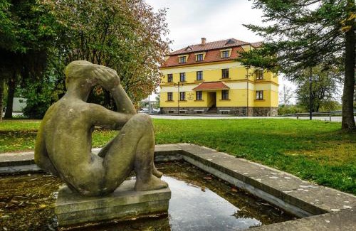 Trebon Apartamento | Apartmány Na Seníku