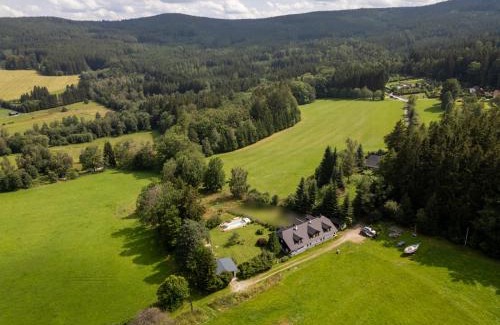 Zdikov Apartamento | Apartmány U Šakala