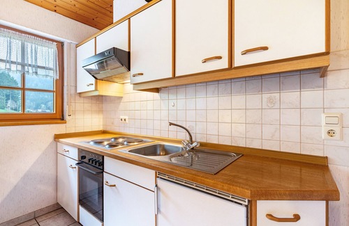 Bad Rippoldsau-Schapbach Apartamento | Apartamento 'Ferienwohnung 2 Im Bauernhaus' con terraza compartida, jardín compartido y Wi-Fi