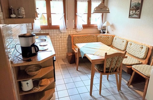 Bad Rippoldsau-Schapbach Apartamento | Apartamento 'Waldblick, 50 Qm' con jardín compartido, balcón y Wi-Fi