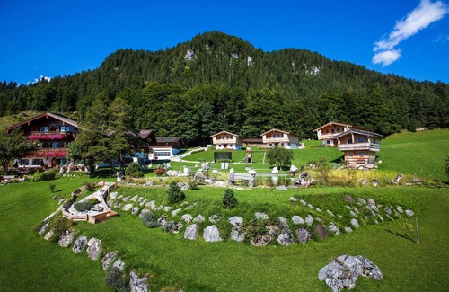 Ramsau bei Berchtesgaden Apartamento | Apartamento nº 2, 1-2 personas, 35 qm, ducha / WC, balcón, TV, W-LAN, 1 dormitorio, cama supletoria, primer piso, lado este