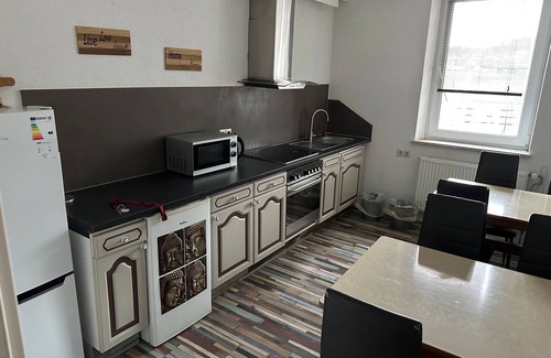 Thaleischweiler-Froschen Apartamento | Apartamento '9' con terraza privada, jardín compartido y Wi-Fi