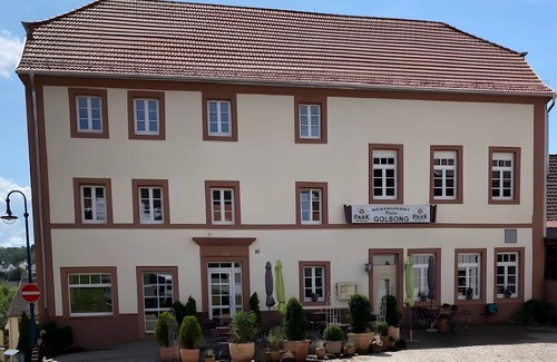 Thaleischweiler-Froschen Apartamento | Apartamento '9' con terraza privada, jardín compartido y Wi-Fi