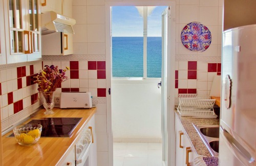 San Juan de los Terreros Apartamento | Apartamento con piscina primera línea playa. Vistas impresionantes, Internet, AA