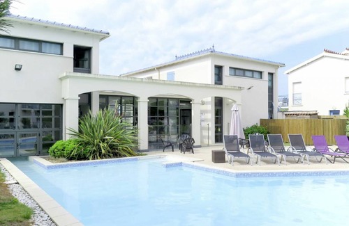 Saint-Palais-sur-Mer Apartamento | Apartamento ∙ 3 habitaciones ∙ 8 huéspedes