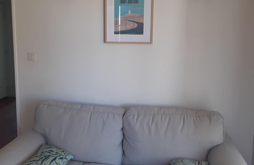 Sainte-Cecile-les-Vignes Apartamento | apartment with balcony, secure residence with swimming pool