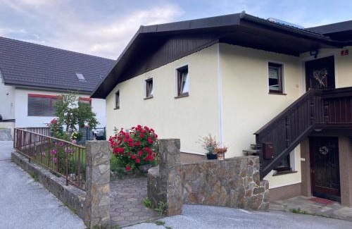 Skofja Loka Apartamento | Apartma KAMNITNK