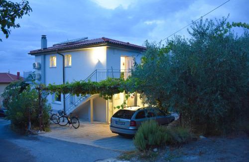 Seca Apartamento | Apartma med oljkami - Portorož