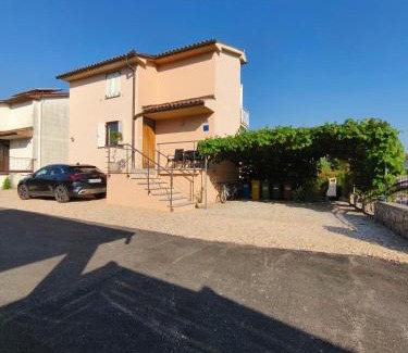 Kornic Apartamento | Apartma Mija - L