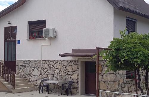 Perusic Apartamento | Apartman Šoljac