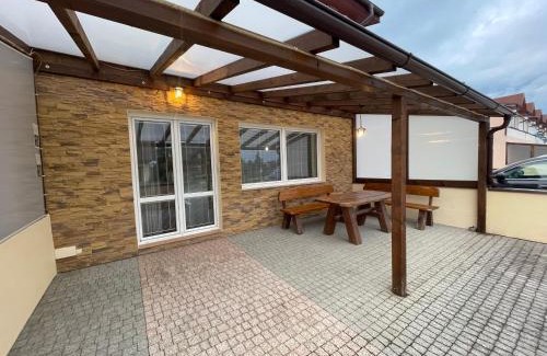 Velky Slavkov Apartamento | Apartman AiA