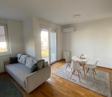 Subotica Apartamento | Apartman Aida