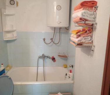 Canton 10 Apartamento | Apartman Ana