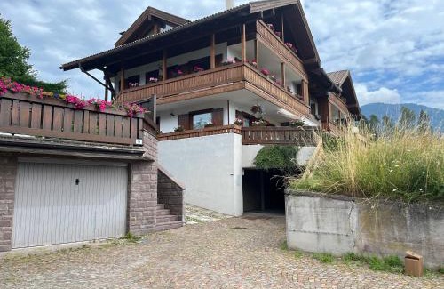 Cavalese Apartamento | Apartman Anda