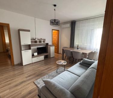 Perusic Apartamento | Apartman Ane