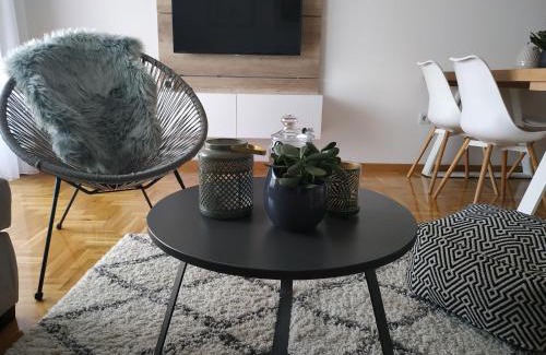 Trebinje Apartamento | Apartman Avisi