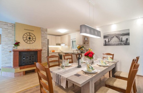 Znjan Apartamento | Apartman Braavos ****