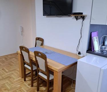 Teslic Apartamento | Apartman Bubic