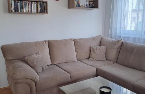 Petrovaradin Apartamento | Apartman Burinović
