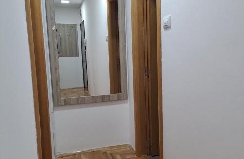 Petrovaradin Apartamento | Apartman Burinović