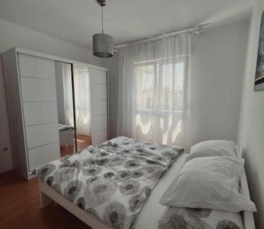 Ljubuski Apartamento | Apartman Cherry