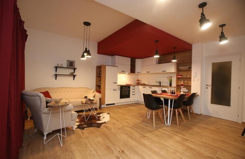 Gradina Apartamento | Apartman Delux Brkić
