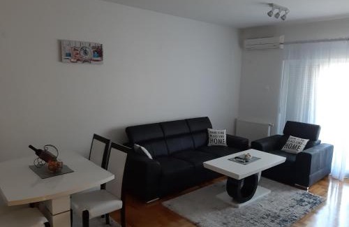 Trebinje Apartamento | Apartman DORA