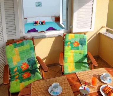 Novi Vinodolski Apartamento | Apartman Eli Smokvica