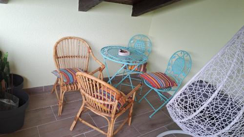 Buzdohanj Apartamento | Apartman Emily