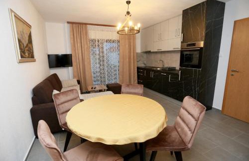 Laktasi Apartamento | Apartman Felix