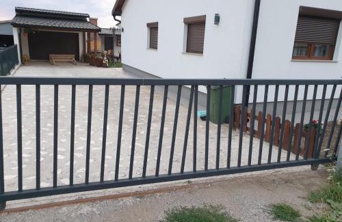 Udbina Apartamento | Apartman FILIP