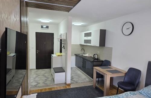 Doboj Apartamento | Apartman Garden 44