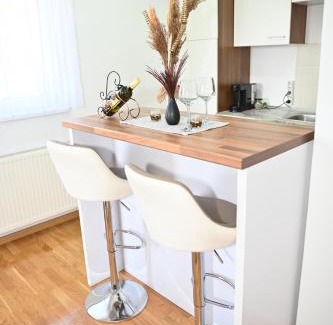 Teslic Apartamento | Apartman Giljen