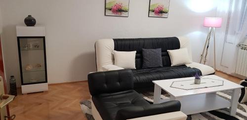Sanski-Most Apartamento | Apartman Hana