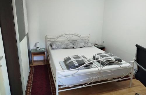 Slavonski Brod Apartamento | Apartman Ivana