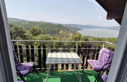 Donji Milanovac Apartamento | Apartman Jaredić - Private Accommodation, Privatni Smeštaj