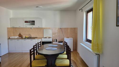 Bajina Basta Apartamento | Apartman Jovanović