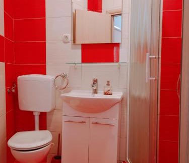 Vrpolje Apartamento | Apartman KARMEN Makarska