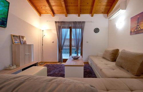 Prcanj Apartamento | Apartman KATI