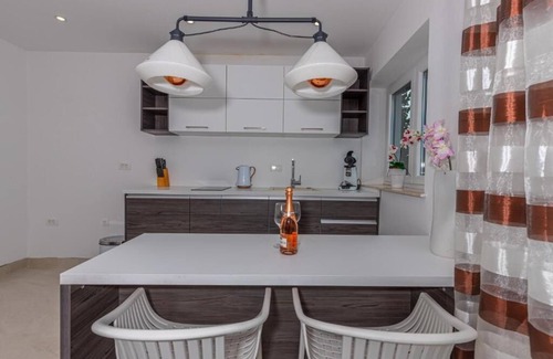 Crikvenica Apartamento | Apartman Konstantin