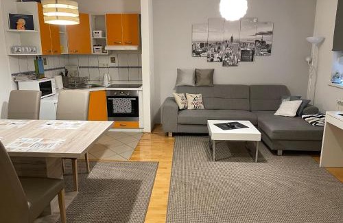 Velika Gorica Apartamento | Apartman Luna near Zagreb Airport
