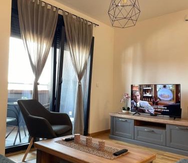 Kraljevo Apartamento | Apartman Luni