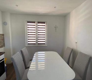 Sestanovac Apartamento | Apartman MARA