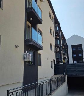 Inija Apartamento | Apartman Mima