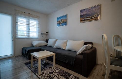 Vir Apartamento | Apartman Mira II