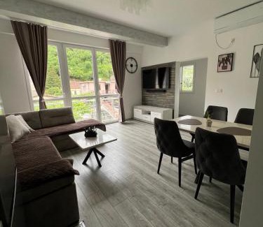 Zelenika Apartamento | Apartman Misovic 2